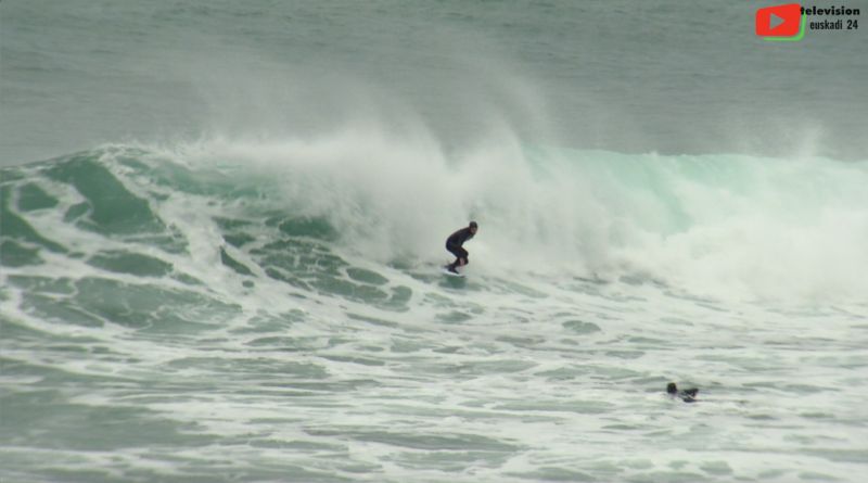 Basque Country | Surfing Getaria beach | Euskadi 24 Television