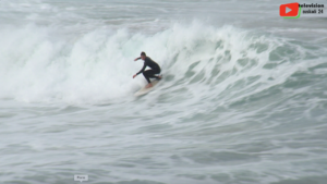 Basque Country | Surfing Donostia beach | Euskadi 24 Television