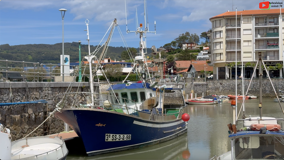 Basque Country | Old Town of Plentzia / Vieille ville de Plentzia | Euskadi 24 Television
