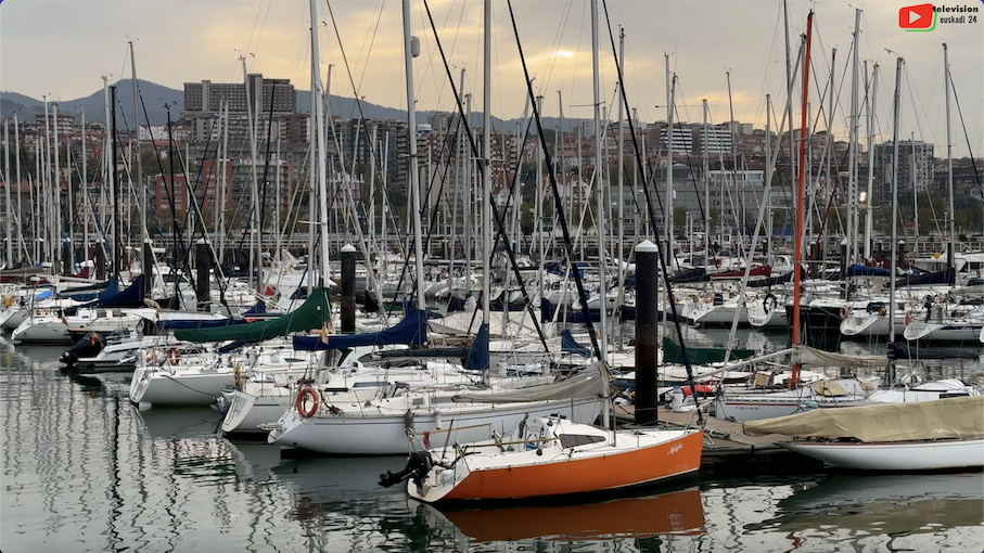 Basque Country | Getxo by Night / Getxo gauez | Euskadi 24 Television